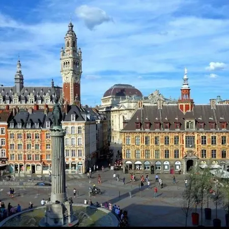 Top Gare Flandres Apartment